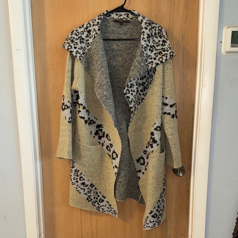 BCBG MAXSPORT Animal  Trim Open Front Women's Sweater Cardigan Large